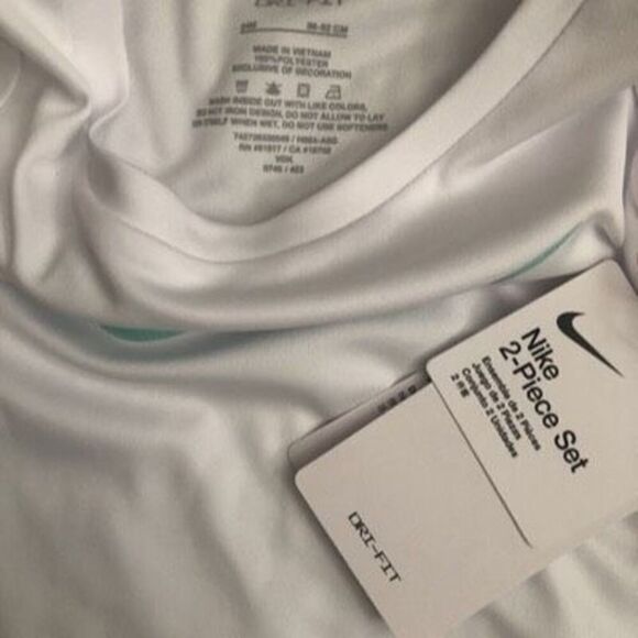 Nike Little girls 2PC Shorts Set Sunset Pulse Size 24 M - Picture 7 of 8